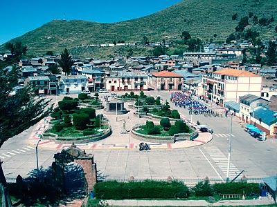titicaca.jpg (20007 bytes)